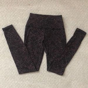 Pink/black pattern lululemon Leggings